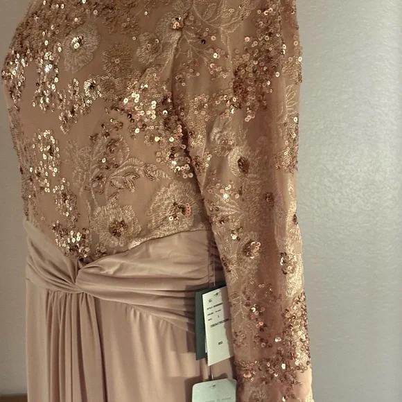 Sequin Bodice Long Evening Gown in Blush. NWT. OLEG CASSINI MARINA DRESS - Picture 3 of 4